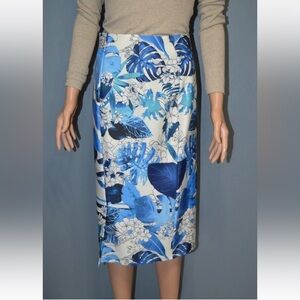 ECI New York Women's Sz Small Blue Floral Pencil Skirt